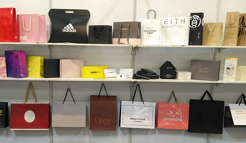 customized paper shopping bags