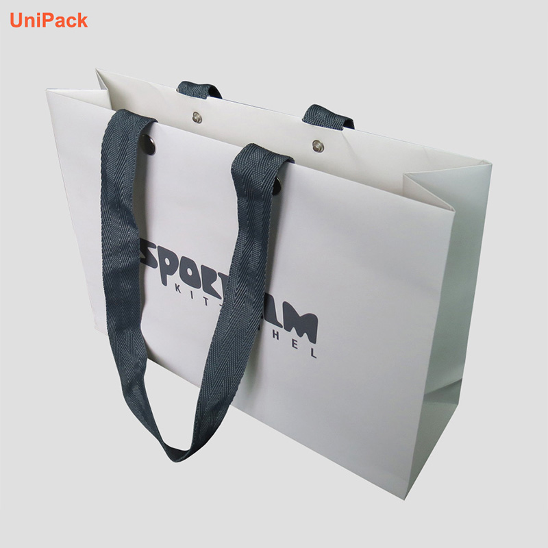 paper shopping bag